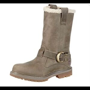 Timberland ladies Nellie Pullon on boots size 6